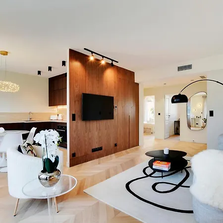 Luxury By Les Maisons De Charloc Homes Boulogne-Billancourt